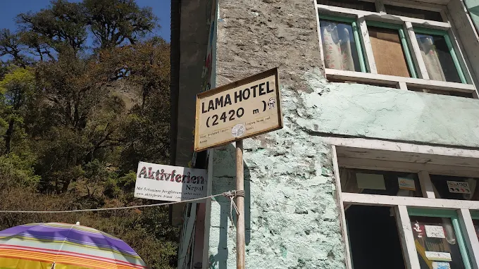 Lama Hotel (2420m)